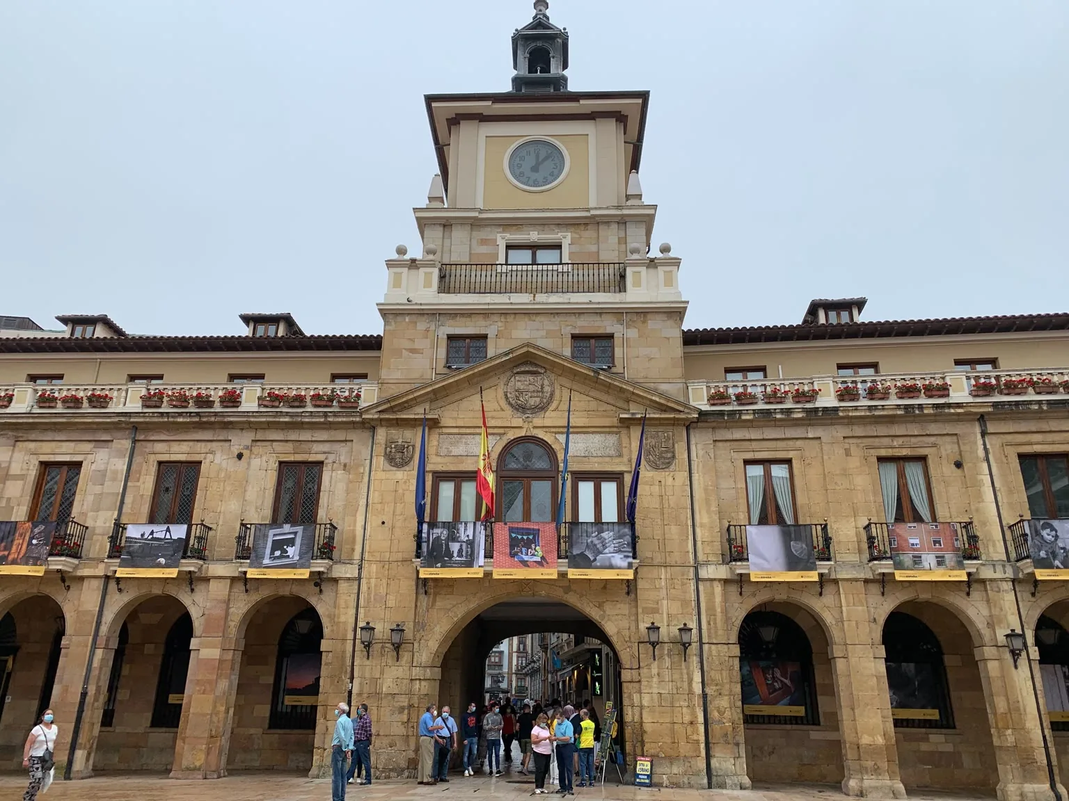 Zona comercial de Oviedo para página SEO local de La Cosechera